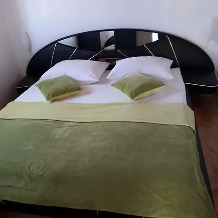 Kata Apartmán Tribalj